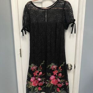 Betsey Johnson black Dress Lace pink floral embroidered layered 10 short sleeve